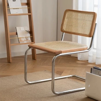Винтажный ротанговый стул Бытовой стул из массива дерева Кресло для ресторана Кафе Обеденный стол и стулья домашнего использования Новинка 2023 года