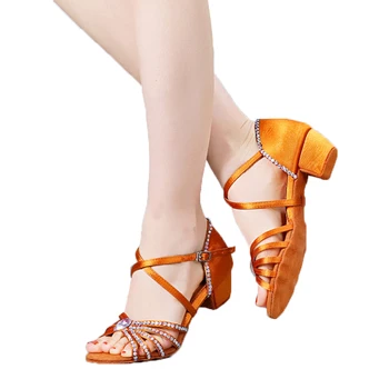 Новые горячие туфли для латиноамериканских танцев, женские туфли для бальных танцев, танцевальные туфли для танго с мягкой подошвой, танцевальные туфли для сальсы для девочек на высоком каблуке