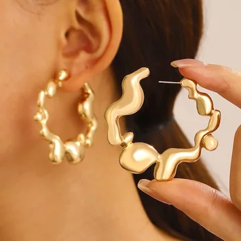 Модные глянцевые витые серьги-кольца для женщин, металлические украшения для ушей, Трендовые новые креативные женские серьги с капельками воды 2024 года