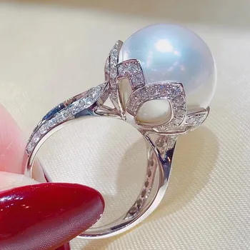 Роскошные кольца Huitan с имитацией жемчуга для женщин Бриллиантовый CZ Серебряный Темперамент Элегантные женские Аксессуары Свадебные украшения